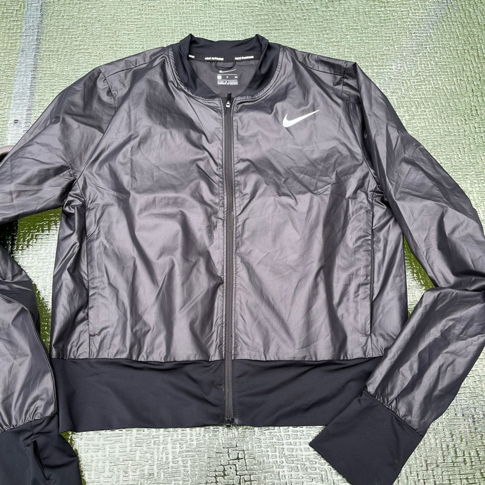 Super Cute Nike Running Jacket